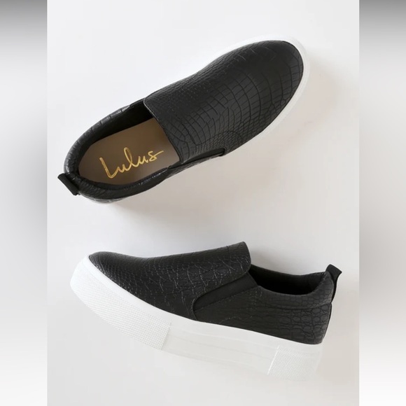 Cassay Black Crocodile-Embossed Platform Slip-On Sneakers - Picture 2 of 6